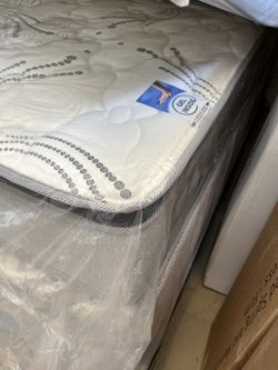 New Mattress Sets And Furniture At 50-75% Off Retail 
