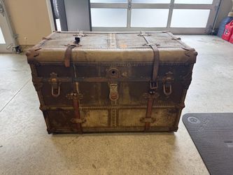 Vintage Trunk - L Goldsmith and Son