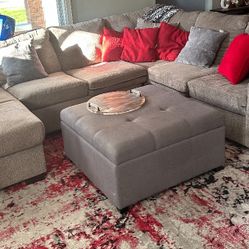 Ashley 3 Piece Sectional With Reversing Chaise