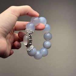 🩵 18mm Blue Chalcedony Bracelet | White Crystal Box Design | Elegant & Unique