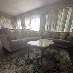 Full Set Of Living Room 