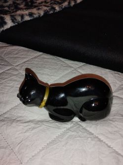 Vintage Avon collectable cat bottle figurine