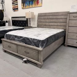 Brand New Ashley Naydell KING Storage Platform Bed Only $849