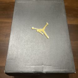 Air Jordan 1 Mid Cherrywood Size 10