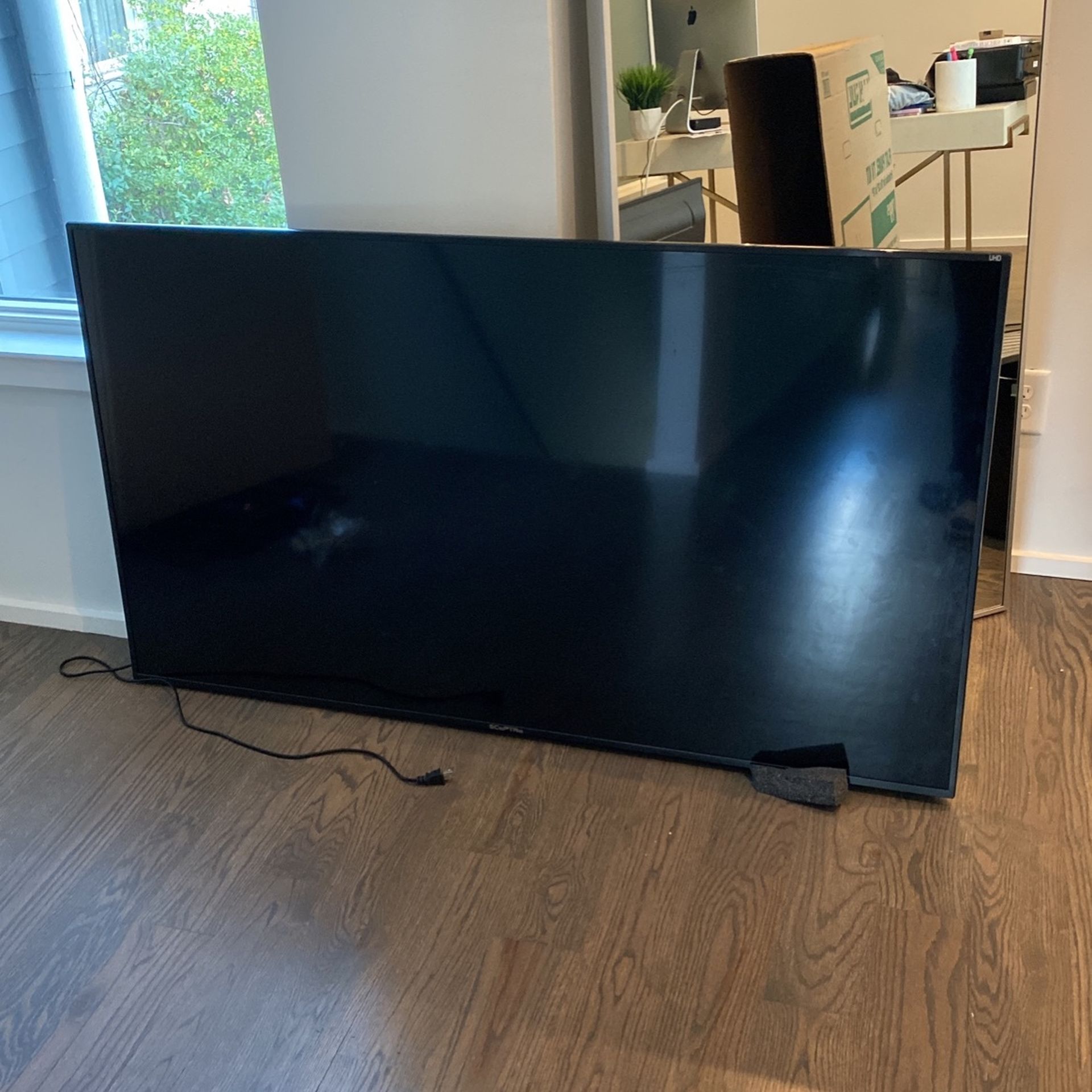 65” Sceptre UHD TV + Full Motion Mount