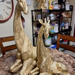 Mom And Baby Giraffe Sculptures Big 21 Inches Smaller  20 Inches Tall