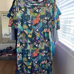 Medium LuLaRoe Disney Julia 