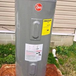 Refurbished 40 gal Gas Water Heater (installation included)