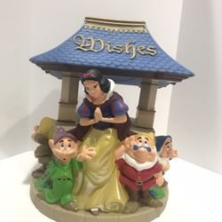 Disney Snow White Wishing Well Bank Piggy Bank