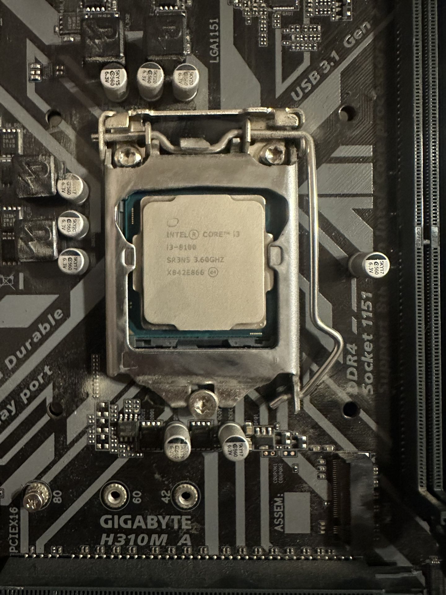 Intel I3-8100 With Gigabyte H310M-A Motherboard And Stock Cooler