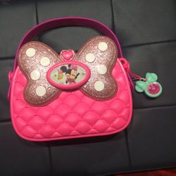 Little Girls Minnie Mouse Purse With Accessories 
