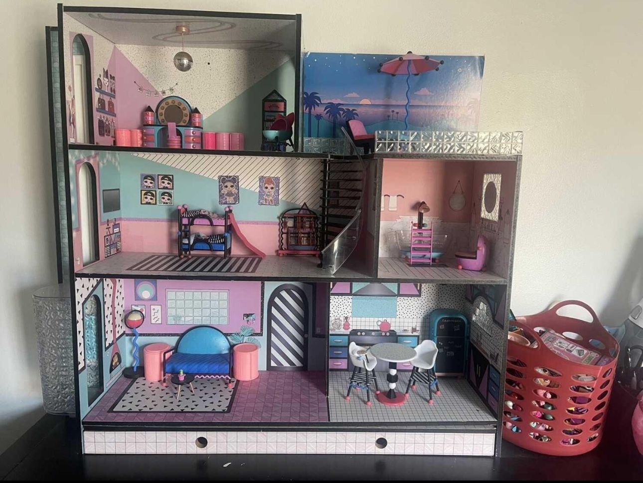 LOL Doll House