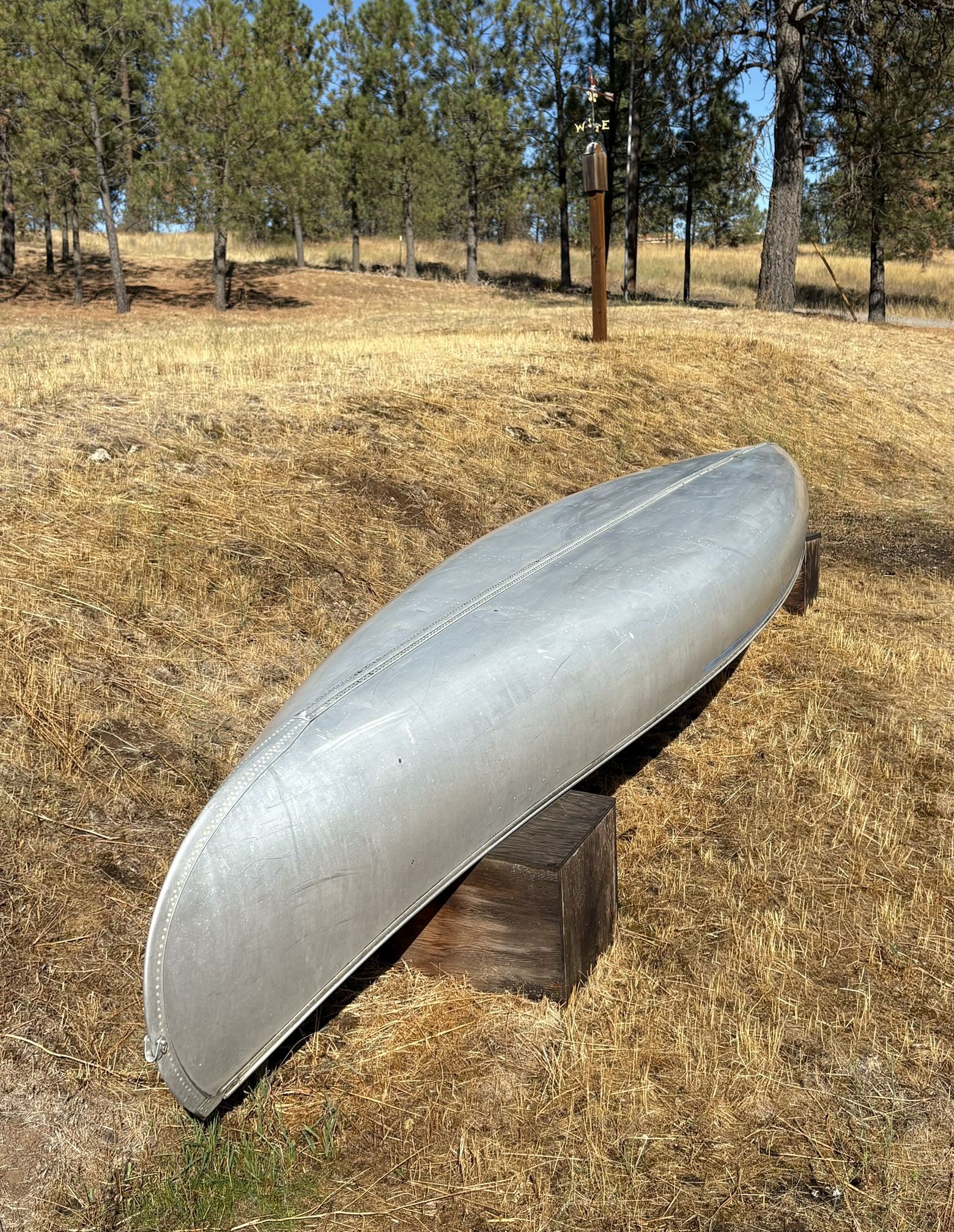 17’ Grumman Aluminum Canoe
