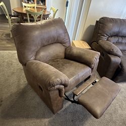Brown Oversized Recliner Chair