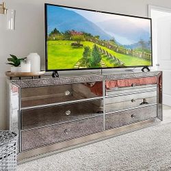Mirrored 6 Drawer Dresser