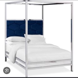 Queen Canopy Bed Gray Headboard