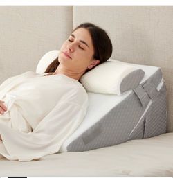Bed Wedge Pillow with Removable Top Pillow