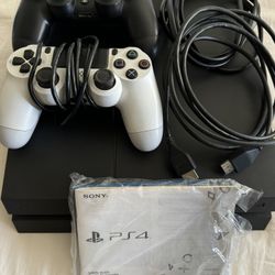 Sony PlayStation 4 Bundle w/ 5 Games! Like New!