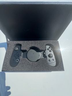 Backbone controller for IPhone (lightning port)