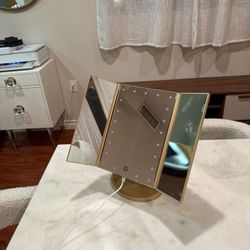 Makeup Mirror 