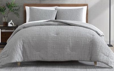 Kenneth Cole grey king duvet