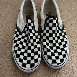 Men’s Vans size 10 - NEW 