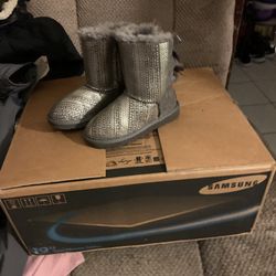 Ugg