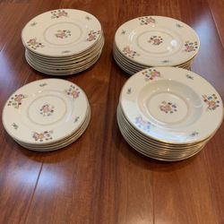 32 piece China plates – – beautiful multi – color flower pattern