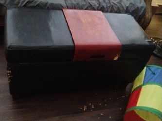 Ottoman With Storage