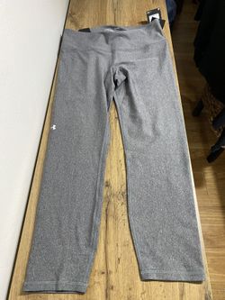 Under Armour Women’s Heat gear leggings 