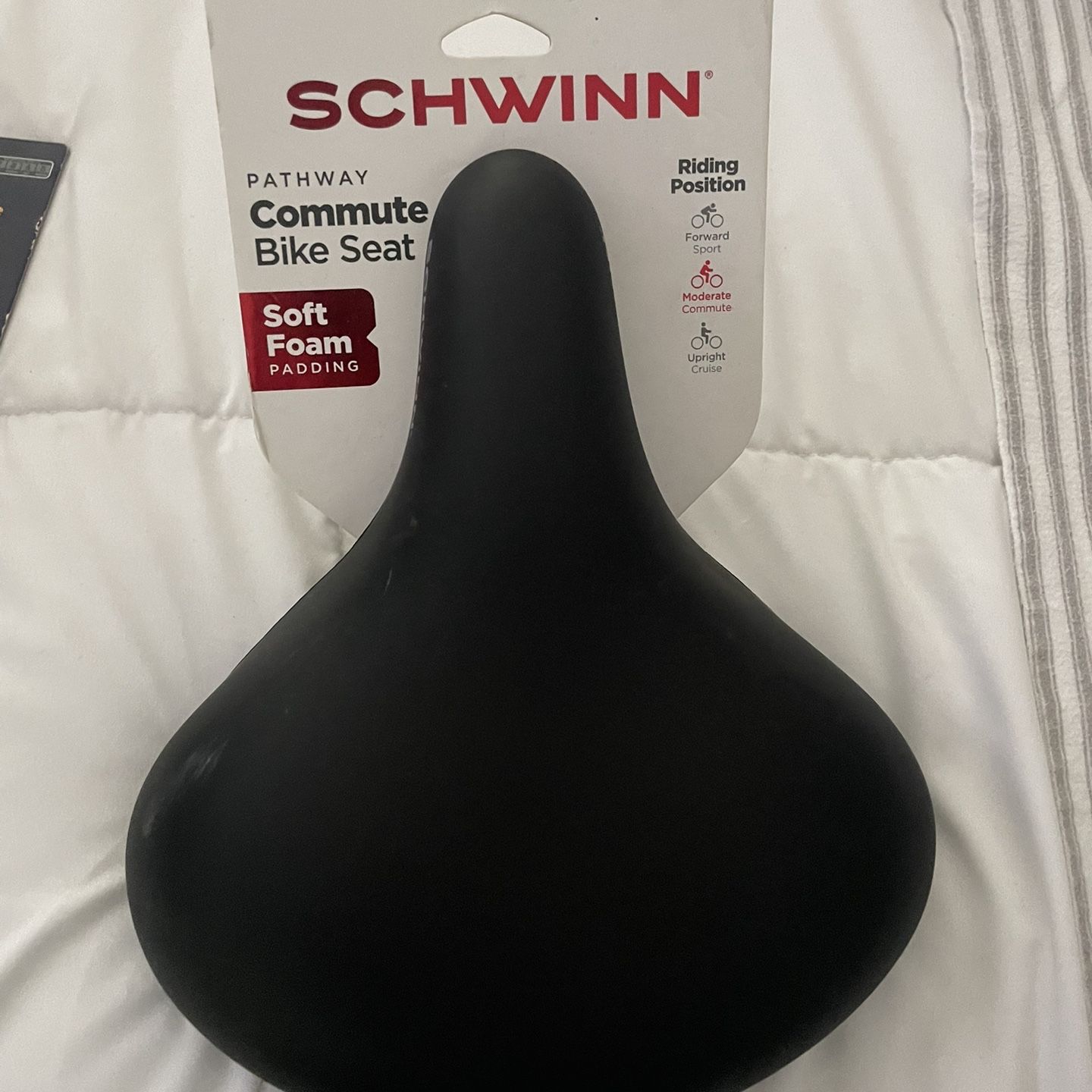 Schwinn Pathway Commute Bike Seat for Sale in Phillips Ranch CA OfferUp