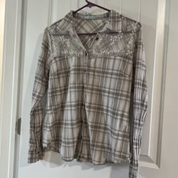 Womens Button Down Plaid Maurices Long Sleeve Shirt Size Medium 