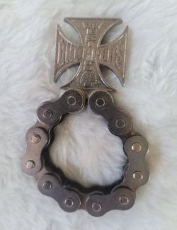 West Coast Choppers Motorcycle Heavy Duty Bike Chain Bottle Opener Iron Cross Heavy Duty