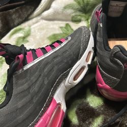 Nike Air Max 85 Tape Black Pink Foil Men’s Size 9.5 Athletic Shoes 