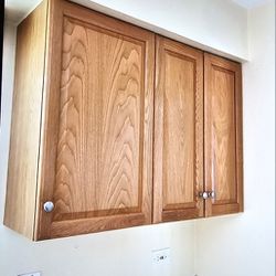 Upper And Lower Wood Cabinets 