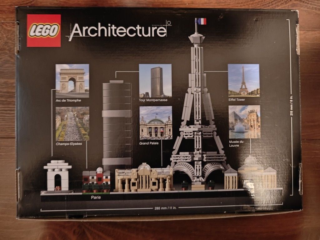 Lego ARCHITECTURE Paris  Skyline 12+