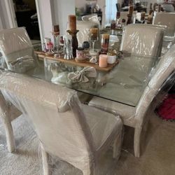 Elegant Glass Dining Table Set