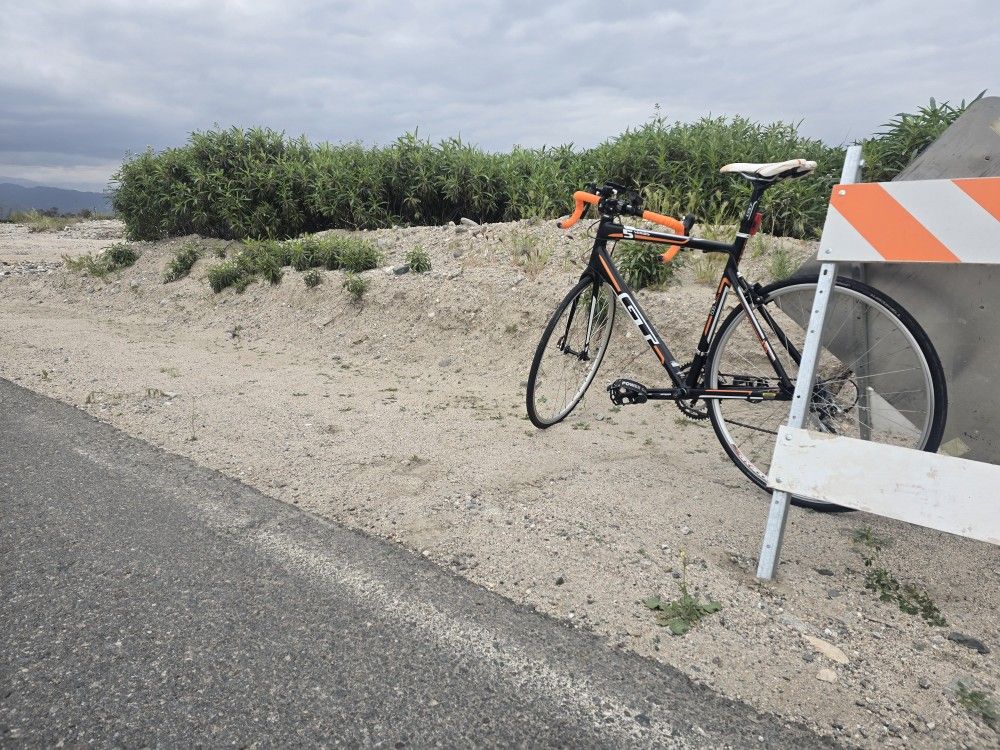 Road BIKE
