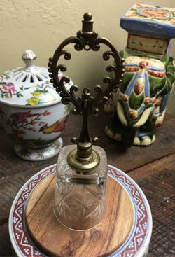 VTG CLEAR LEAD CRYSTAL HAND CUT BELL WITH OTTONE BRASS HANDLE