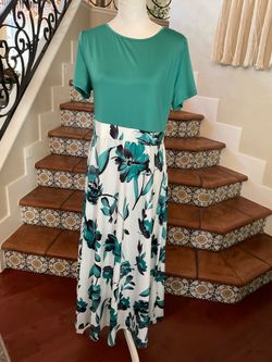 SHEIN Green and white floral maxi dress with teal and black flowers, size 16
