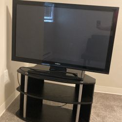 40” Flatscreen Tv and Stand