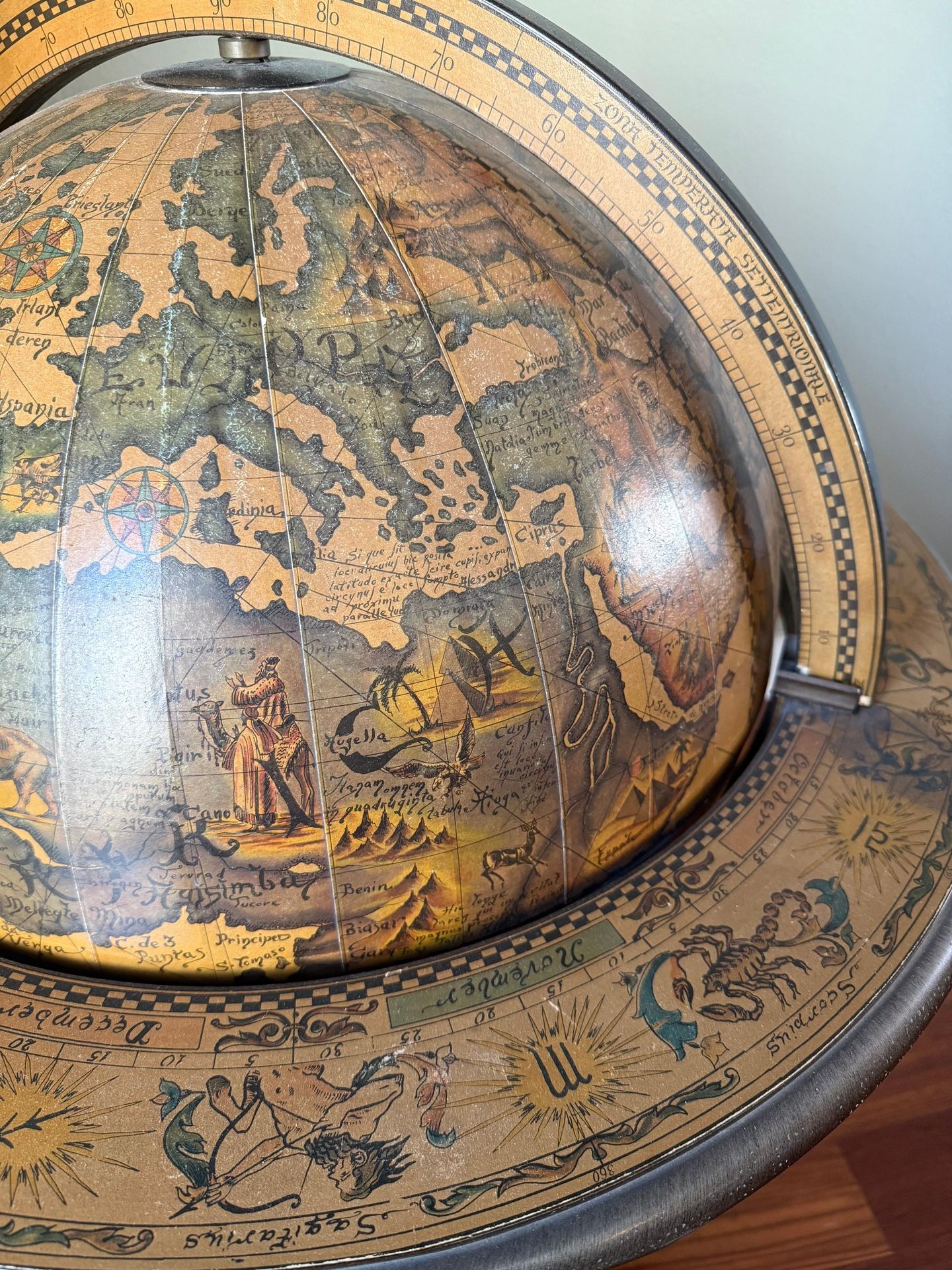 Antique Globe Bar 