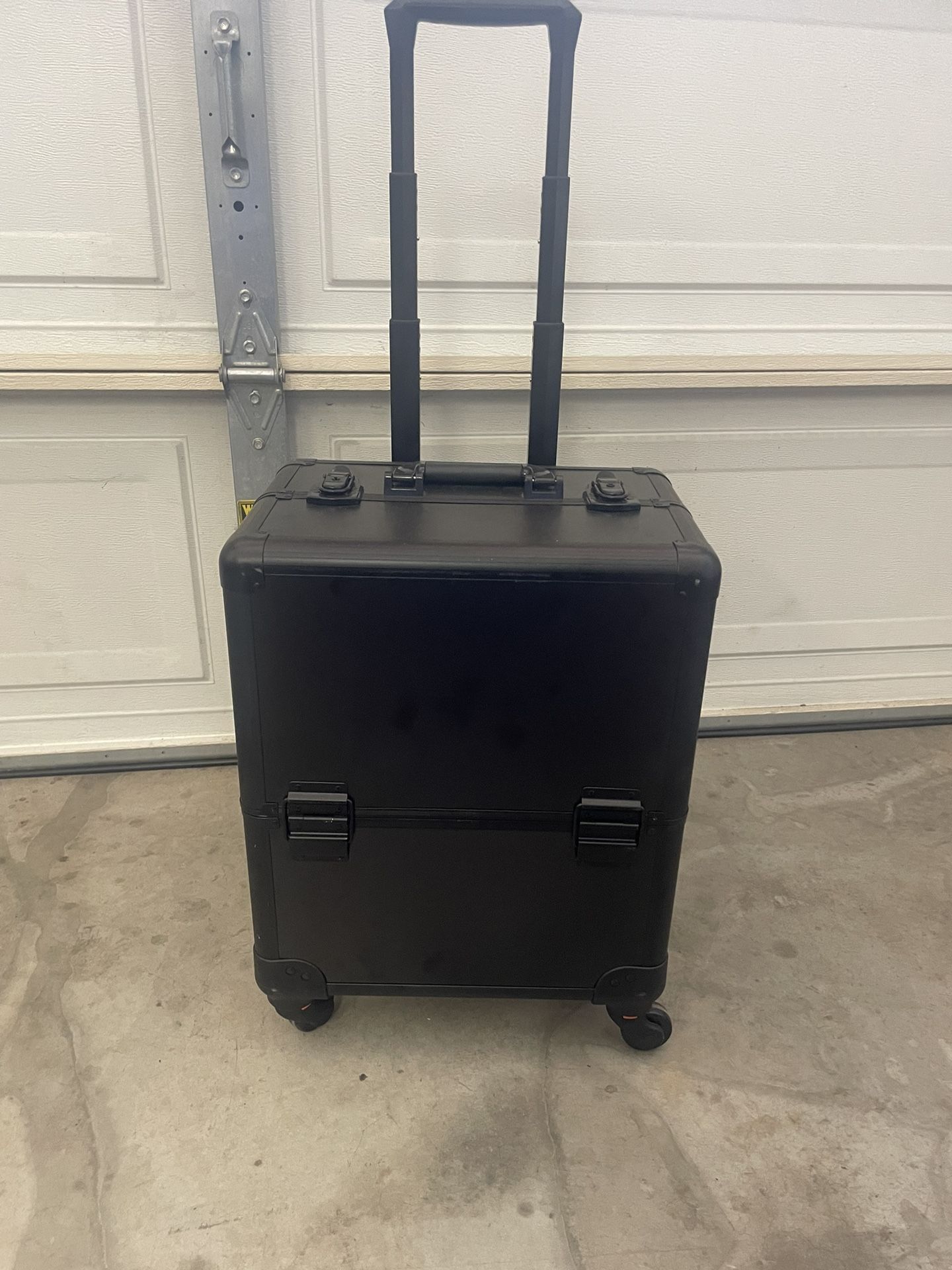Cosmetic Makeup Artist Case