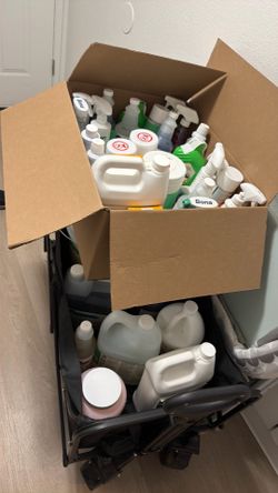 Cleaning Supplies for Businesses and Homes