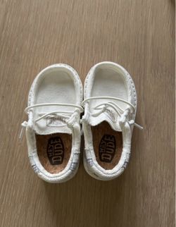 Hey Dude Toddler Shoes (Size 5)