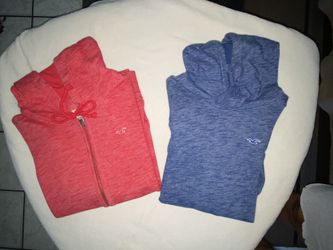 Hollister Hoodies Bundle - M