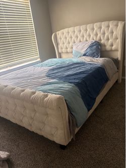 Queen bed