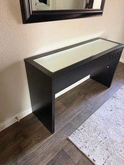 Entryway console table
