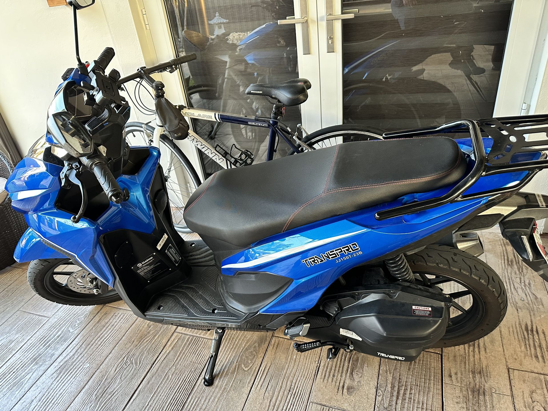 Scooter 150 CC. 2021 Transpor