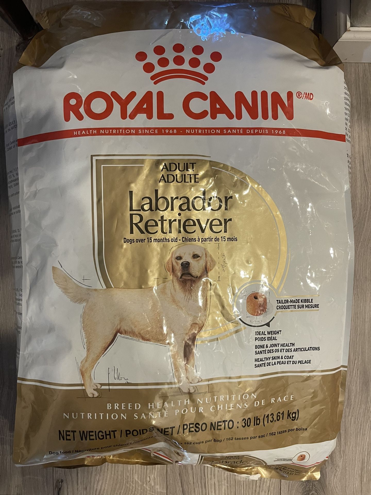 Dog food, Royal Canin, 70lbs